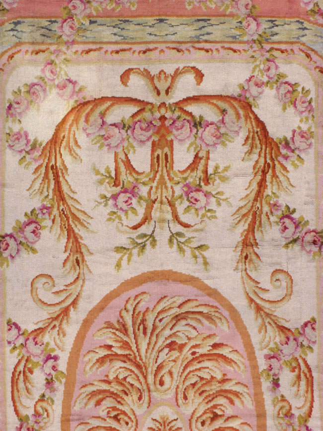 Antique French Savonnerie Carpet, No.8308 - Galerie Shabab