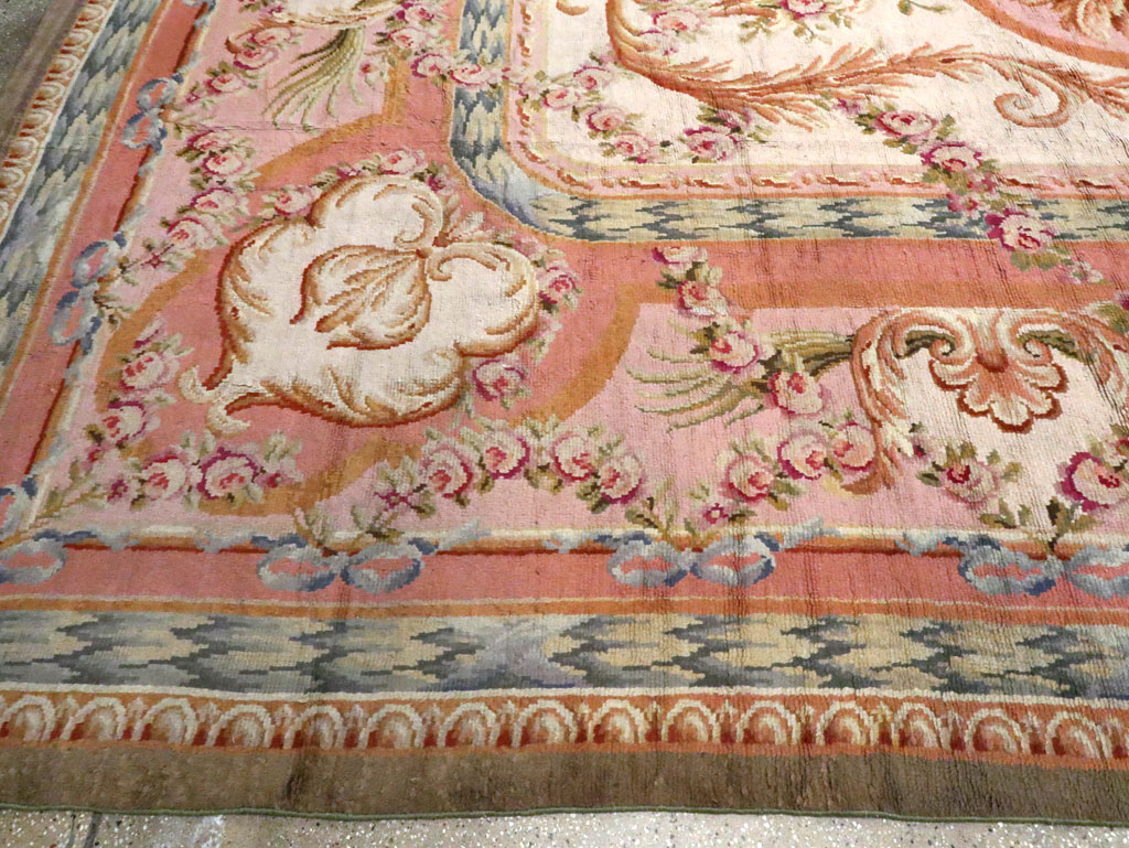 Antique French Savonnerie Carpet, No.8308 - Galerie Shabab