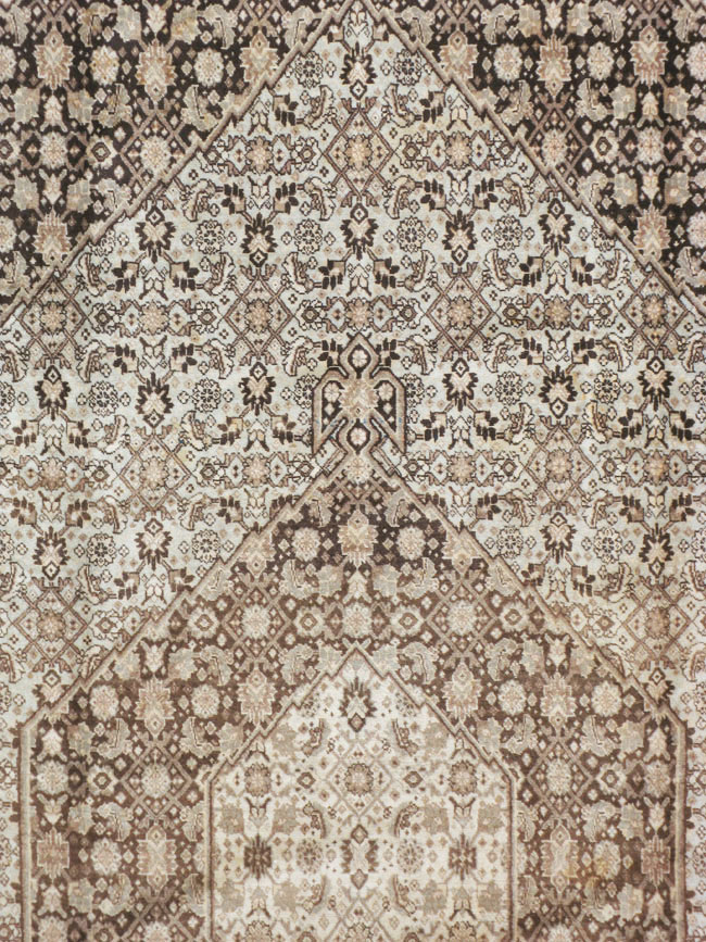 Antique Persian Tabriz Carpet, No.8320 - Galerie Shabab