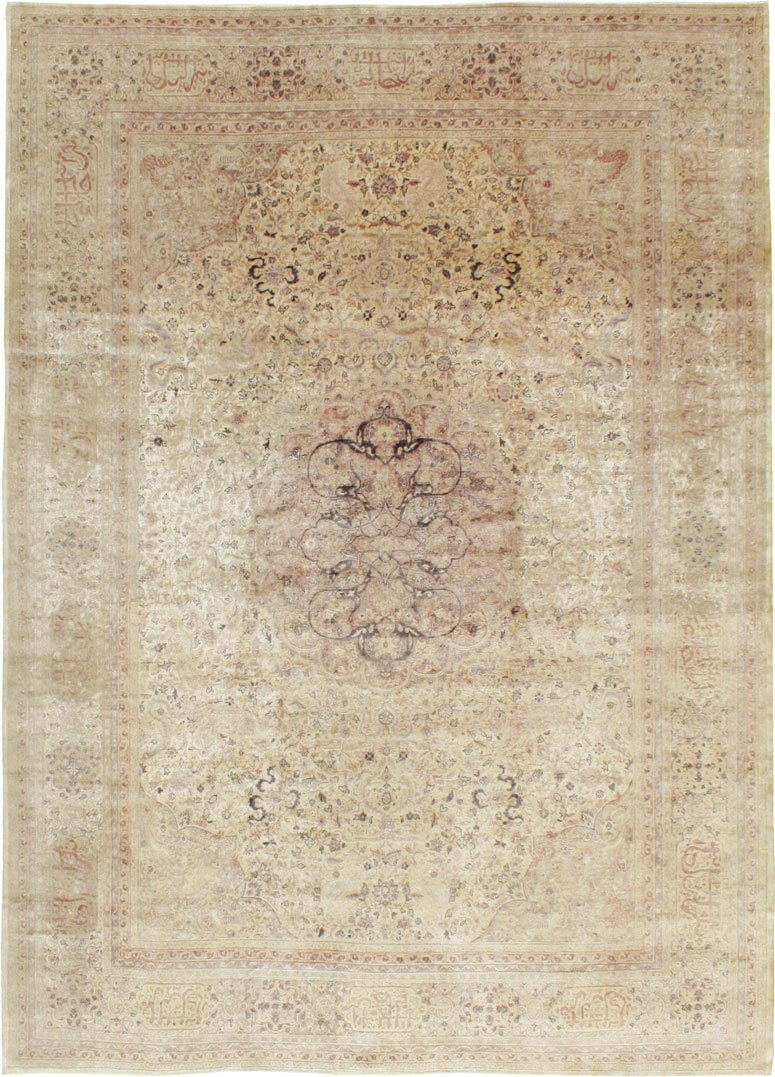 Antique Turkish Sivas Carpet, No.8322 - Galerie Shabab