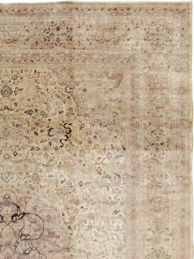 Antique Turkish Sivas Carpet, No.8322 - Galerie Shabab