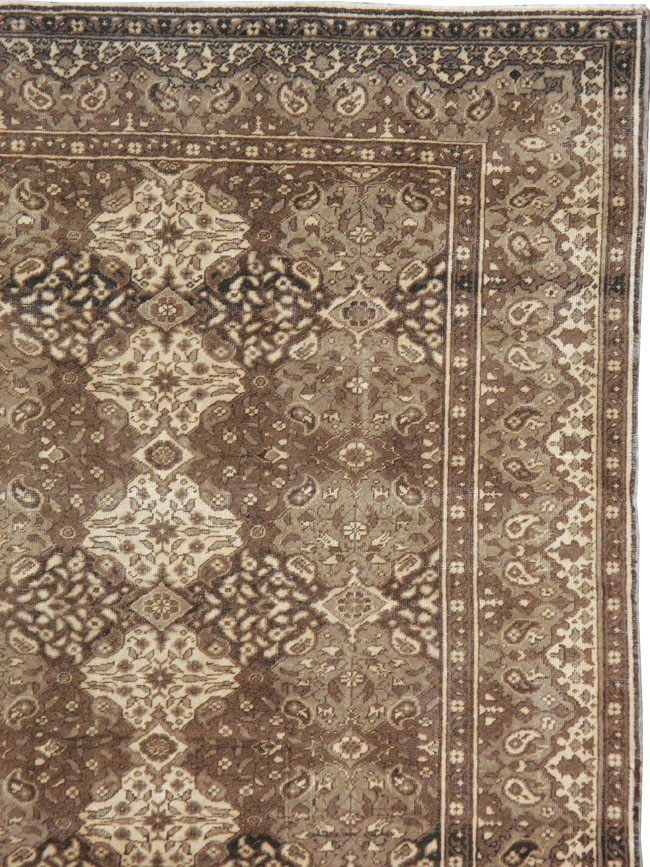 Vintage Turkish Sivas Carpet, No.8327 - Galerie Shabab