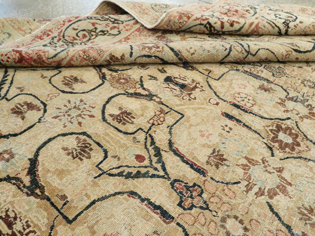 Antique Persian Tabriz Carpet, No.8331 - Galerie Shabab