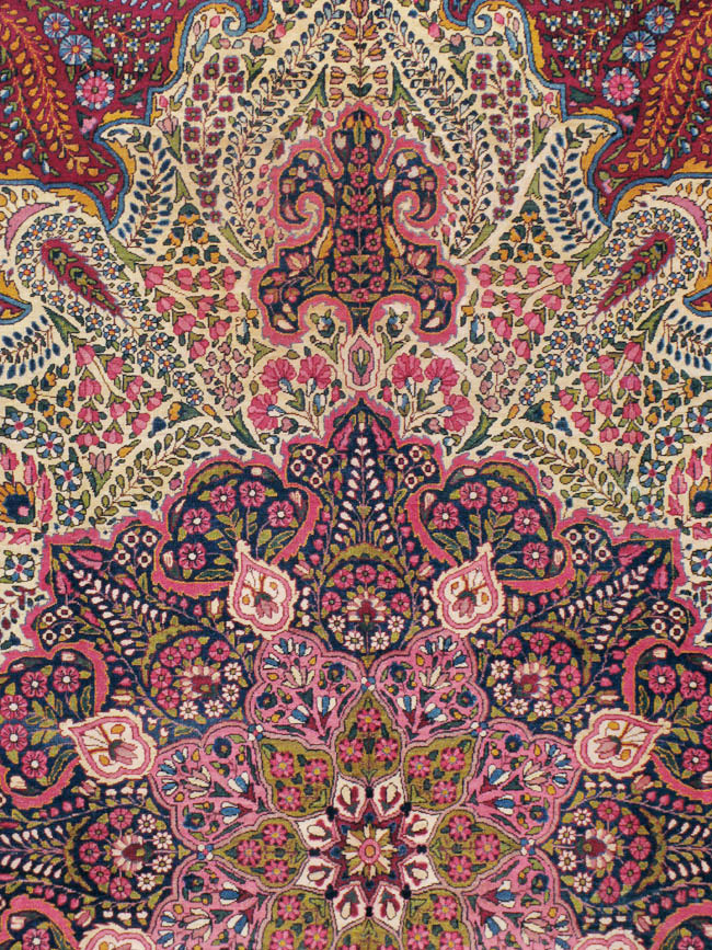 Vintage Persian Yazd Carpet, No.8344 - Galerie Shabab
