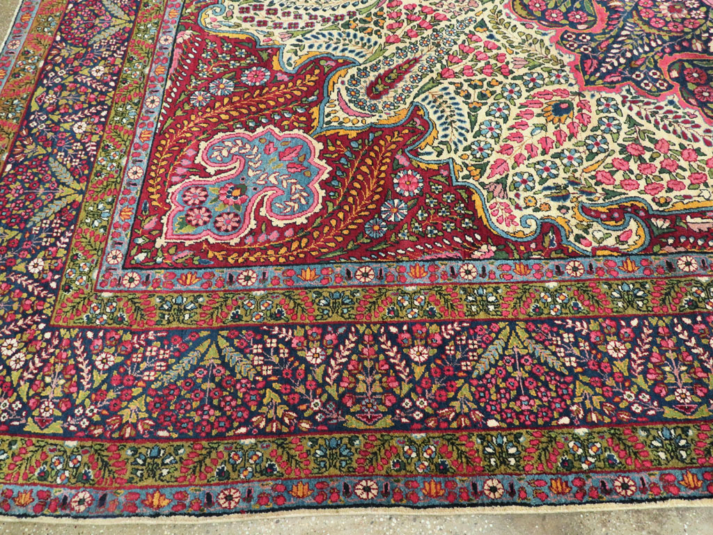 Vintage Persian Yazd Carpet, No.8344 - Galerie Shabab