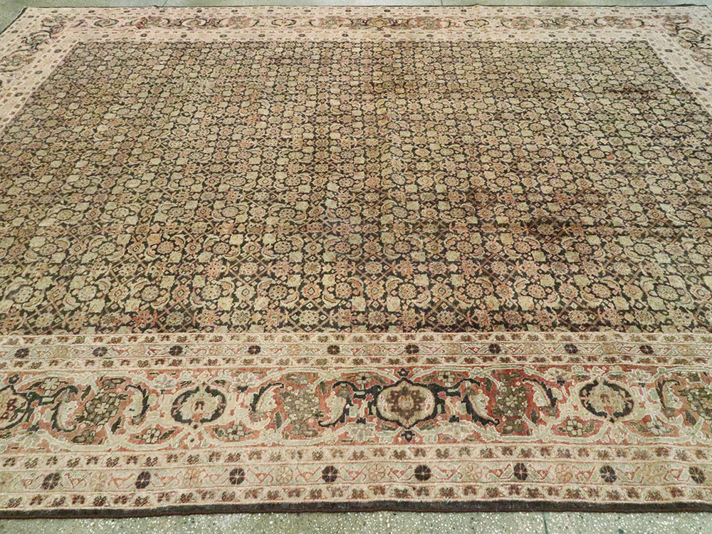 Antique Persian Tabriz Carpet, No.8351 - Galerie Shabab