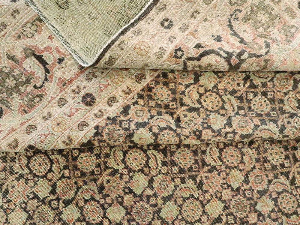 Antique Persian Tabriz Carpet, No.8351 - Galerie Shabab