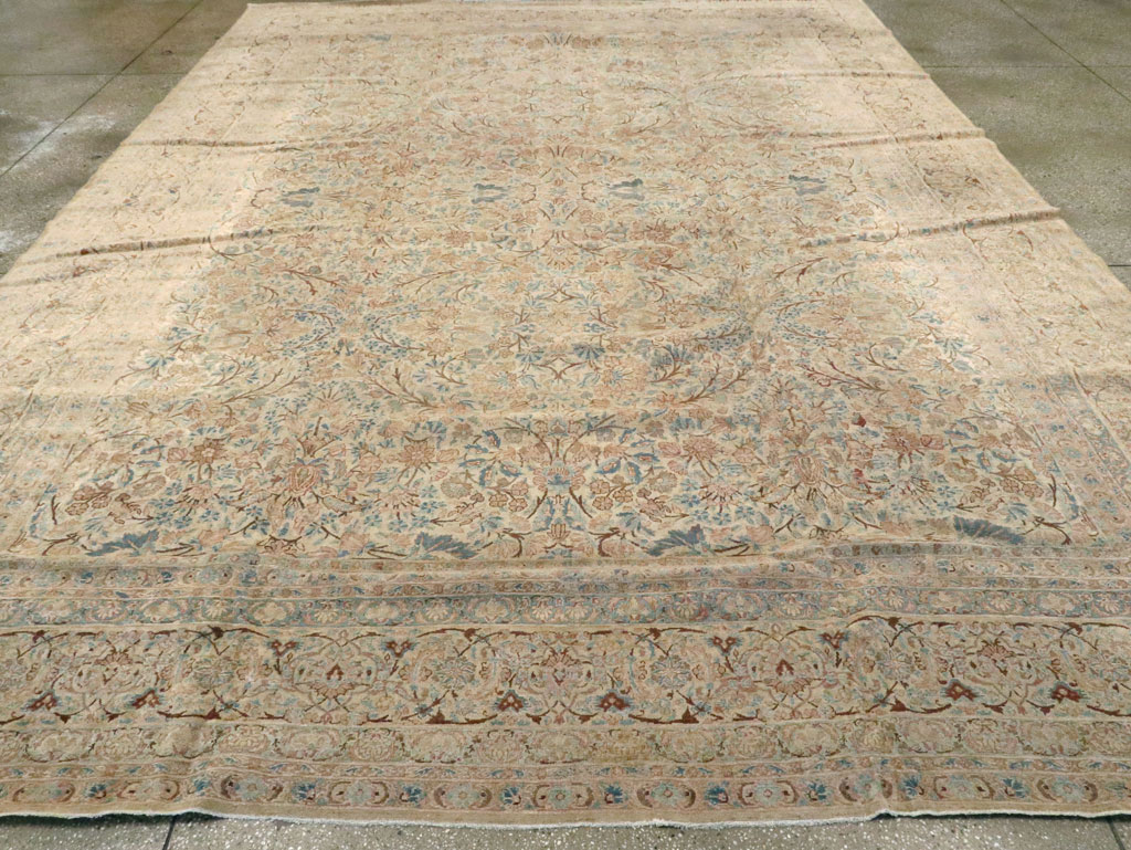 Antique Persian Kerman Carpet, No.8380 - Galerie Shabab