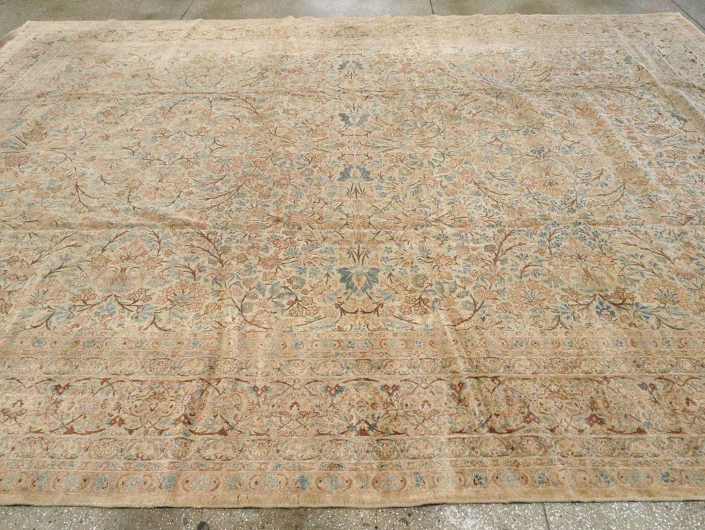 Antique Persian Kerman Carpet, No.8380 - Galerie Shabab