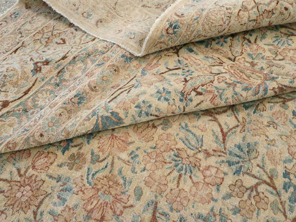 Antique Persian Kerman Carpet, No.8380 - Galerie Shabab