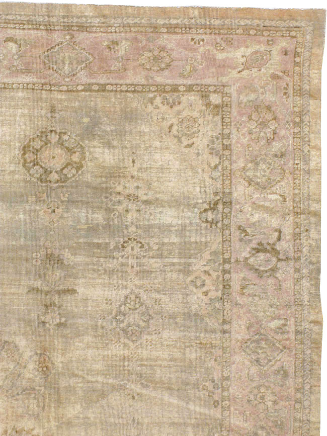 Antique Persian Sultanabad Carpet, No.8383 - Galerie Shabab