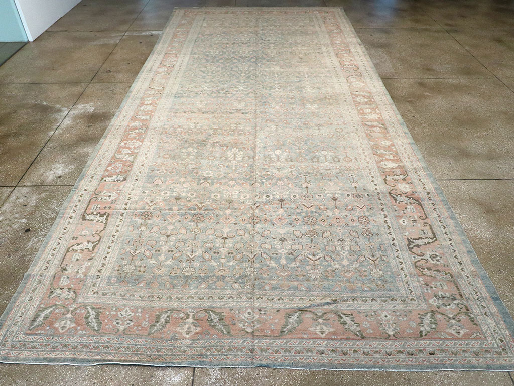 Antique Persian Malayer Gallery Carpet, No.8391 - Galerie Shabab