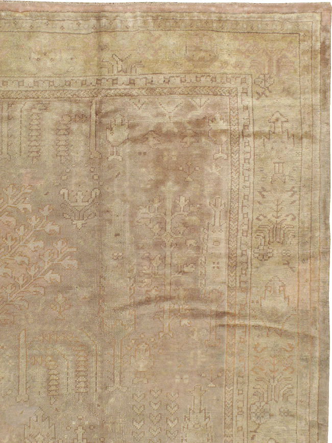 Antique Turkish Oushak Carpet, No.8402 - Galerie Shabab