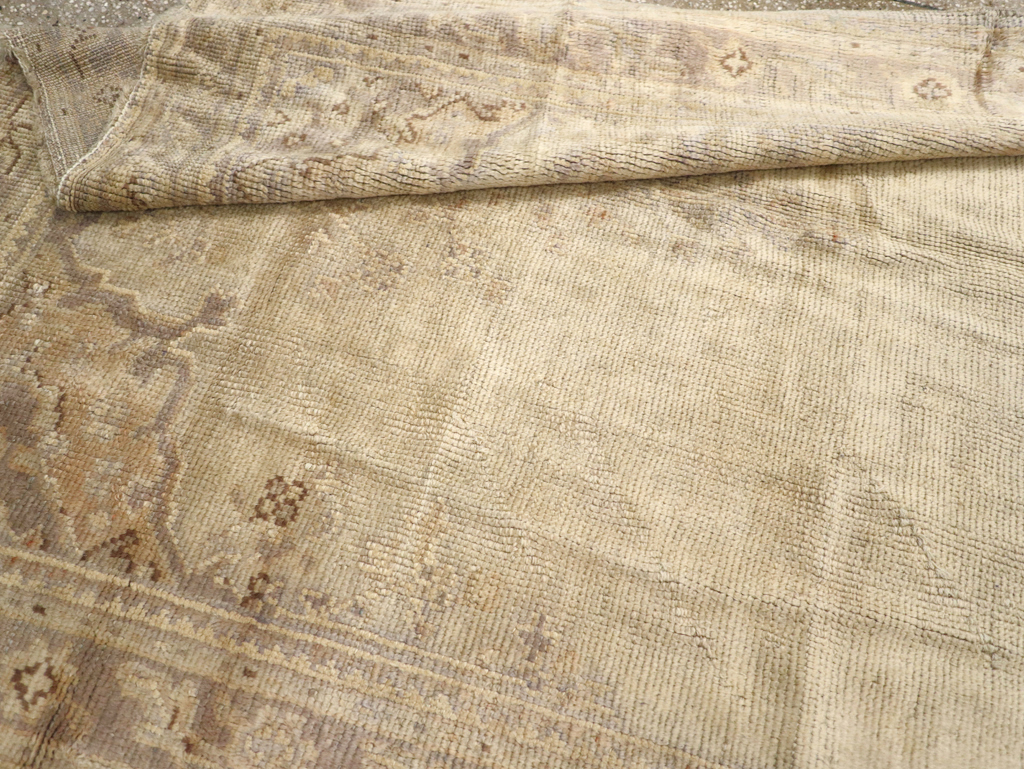 Antique Turkish Oushak Gallery Carpet, No.8404 - Galerie Shabab