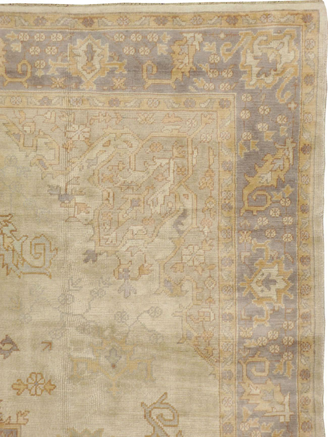 Vintage Turkish Oushak Carpet, No.8405 - Galerie Shabab