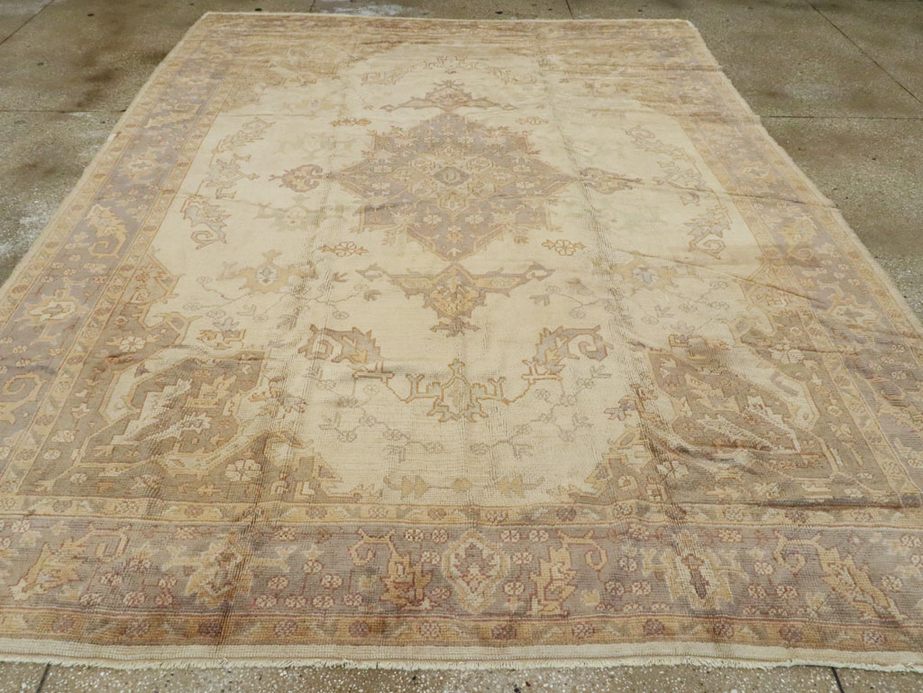 Vintage Turkish Oushak Carpet, No.8405 - Galerie Shabab