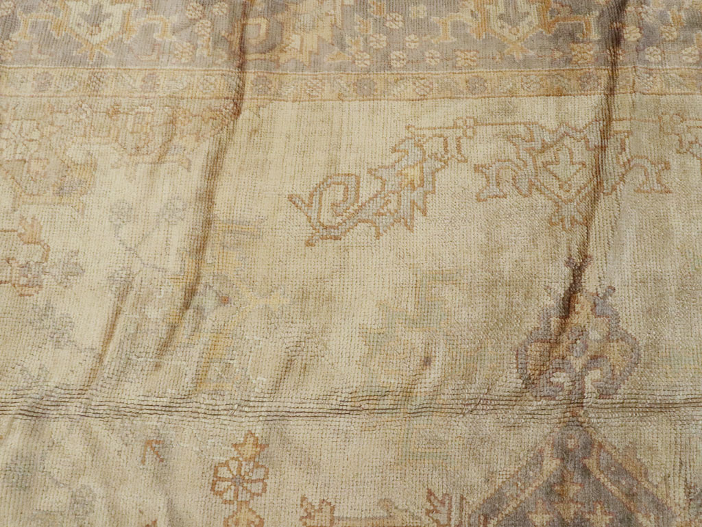 Vintage Turkish Oushak Carpet, No.8405 - Galerie Shabab
