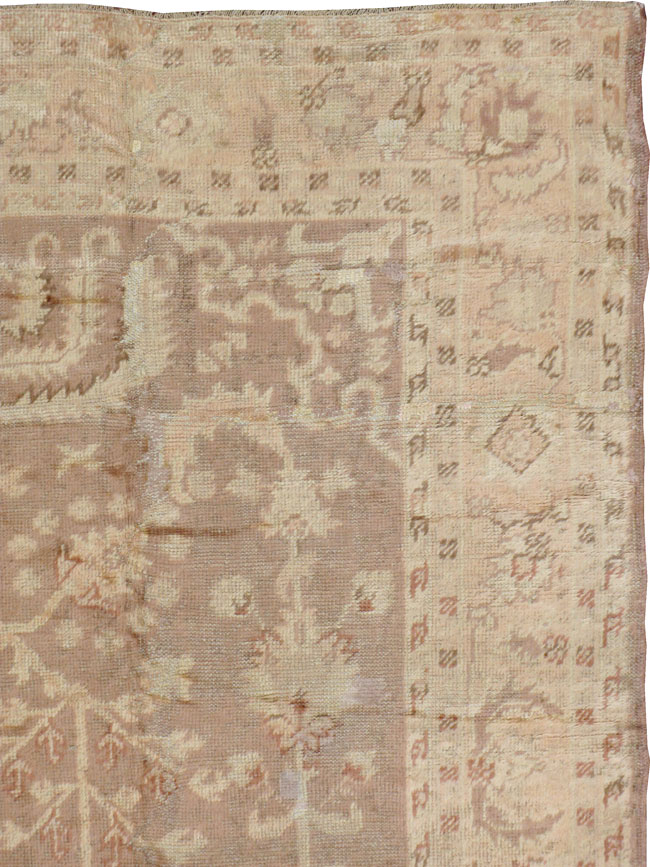 Antique Turkish Oushak Carpet, No.8409 - Galerie Shabab