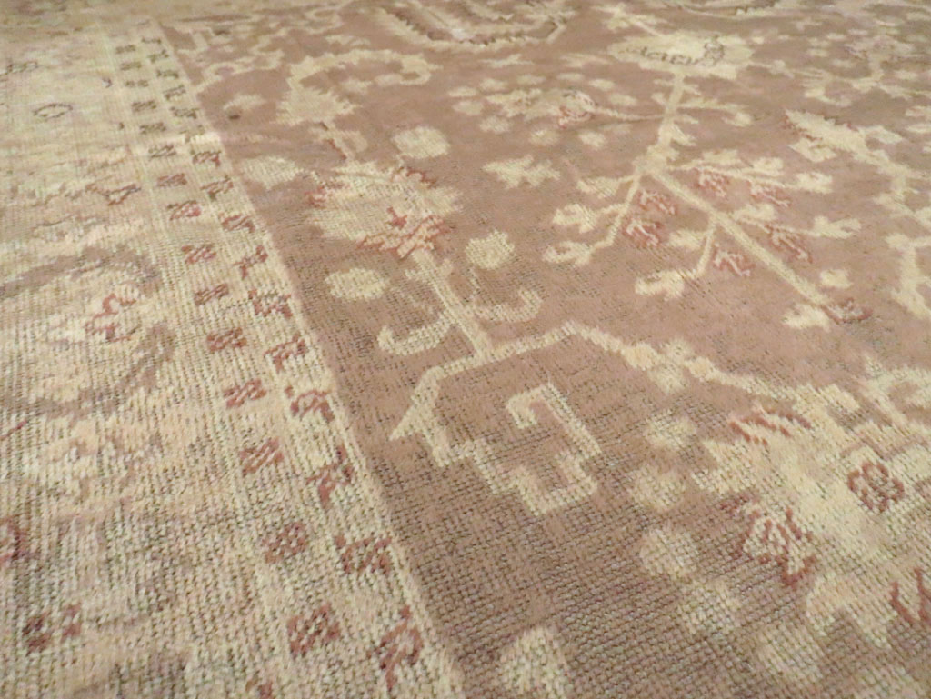 Antique Turkish Oushak Carpet, No.8409 - Galerie Shabab