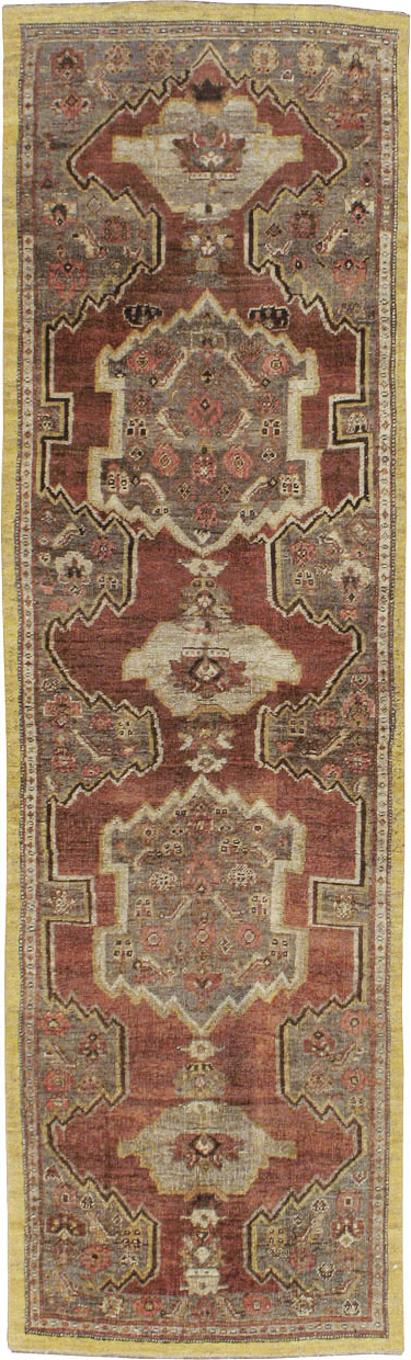 Antique Persian Bidjar Runner, No.8413 - Galerie Shabab