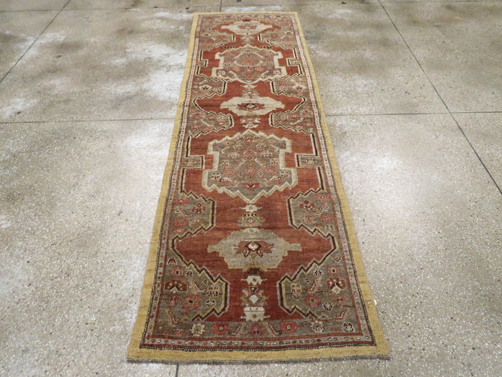 Antique Persian Bidjar Runner, No.8413 - Galerie Shabab