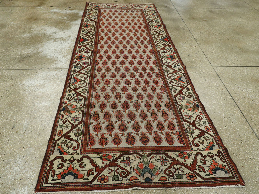 Antique Persian Malayer Runner, No.8423 - Galerie Shabab