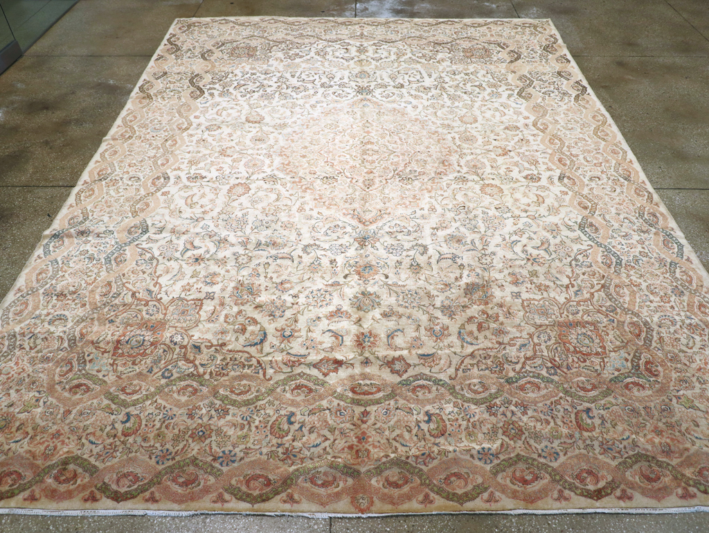 Vintage Persian Kashan Carpet, No.8446 - Galerie Shabab