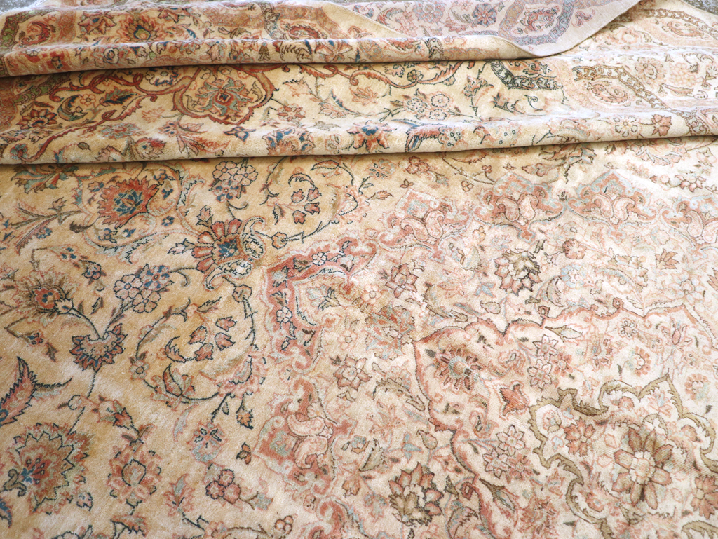 Vintage Persian Kashan Carpet, No.8446 - Galerie Shabab