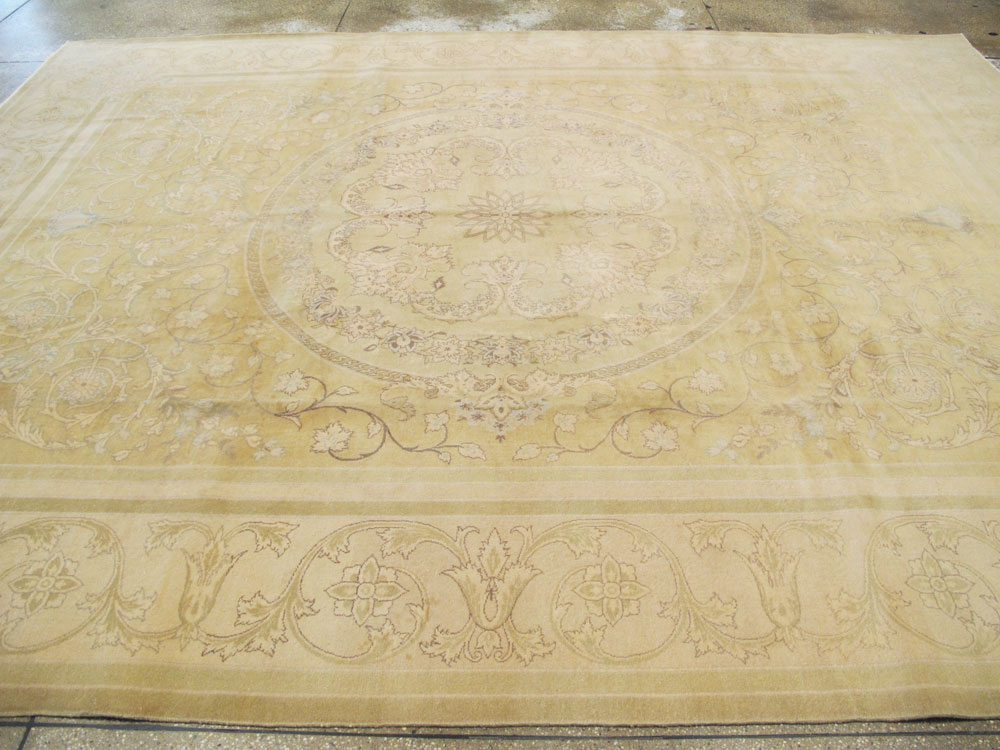 Vintage Persian Kashan Carpet, No.8447 - Galerie Shabab