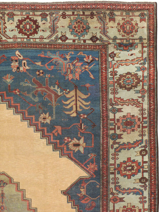 Antique Persian Bakshaish Carpet, No.8455 - Galerie Shabab