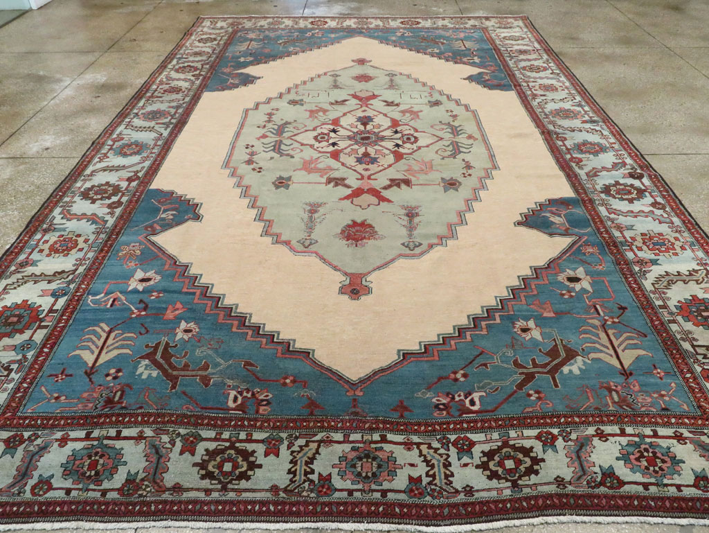 Antique Persian Bakshaish Carpet, No.8455 - Galerie Shabab