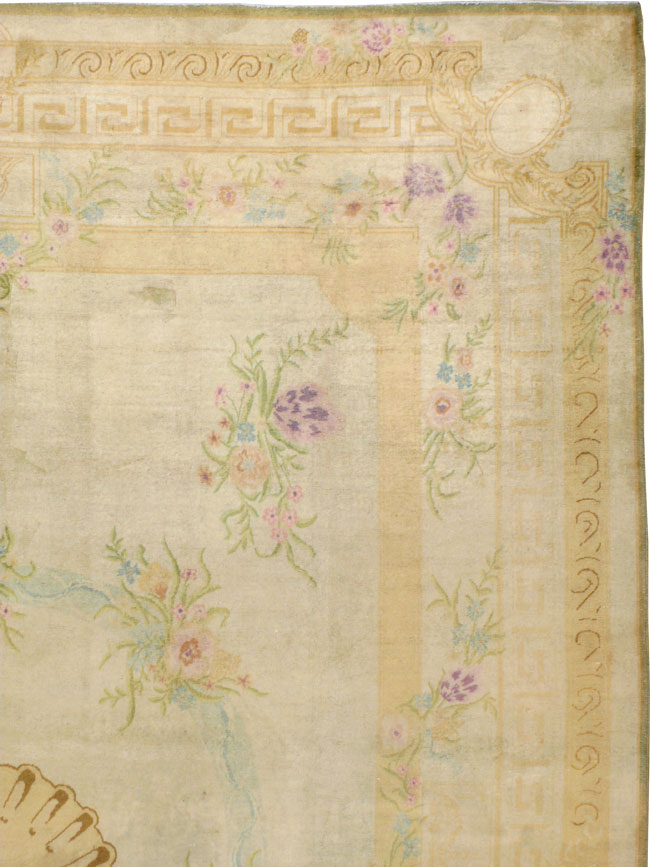 Vintage European Inspired Persian Kashan Carpet, No.8468 - Galerie Shabab