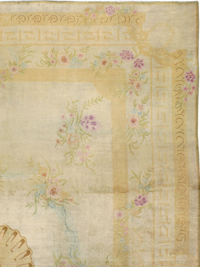 Vintage European Inspired Persian Kashan Carpet, No.8468 - Galerie Shabab