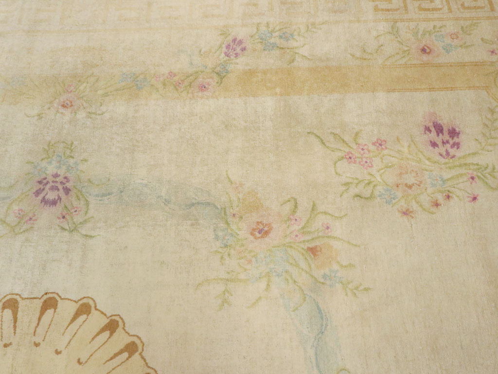 Vintage European Inspired Persian Kashan Carpet, No.8468 - Galerie Shabab
