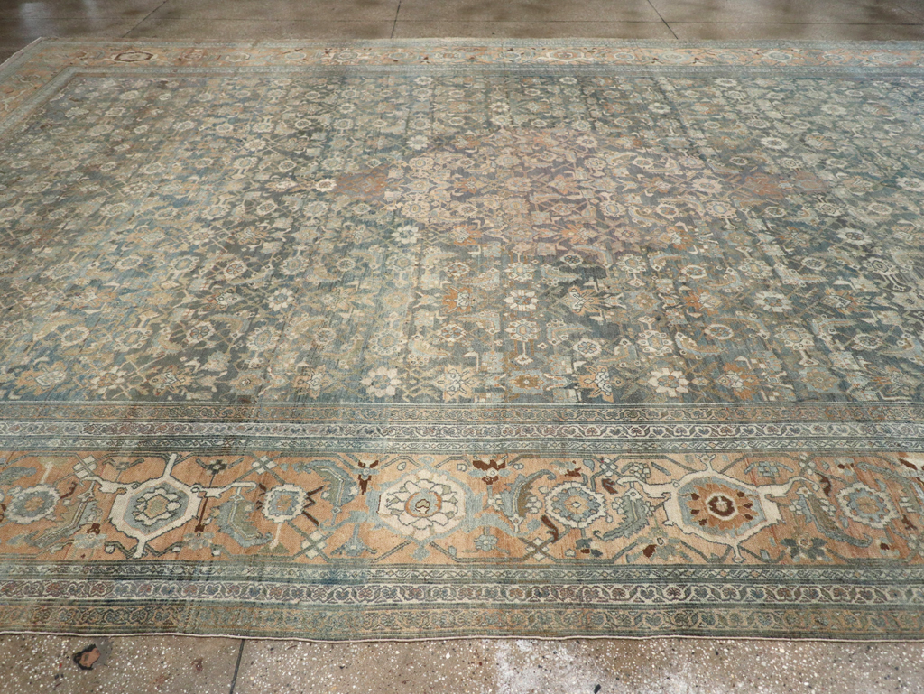 Antique Persian Bibikabad Carpet, No.8484 - Galerie Shabab