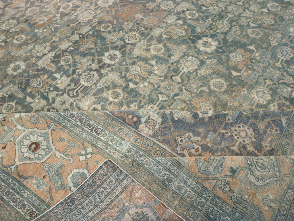 Antique Persian Bibikabad Carpet, No.8484 - Galerie Shabab