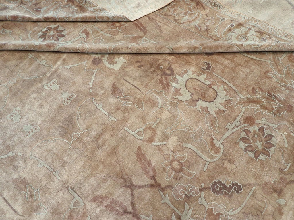 Antique Indian Agra Carpet, No.8497 - Galerie Shabab