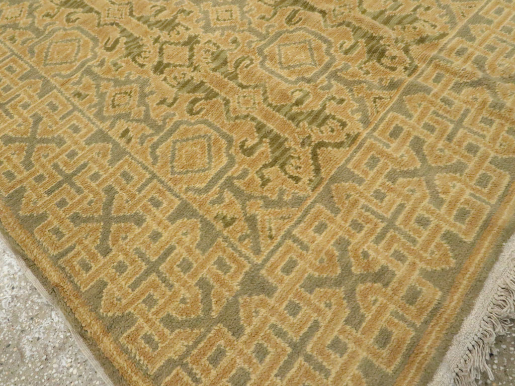 Vintage Spanish Cuenca Gallery Carpet, No.8502 - Galerie Shabab