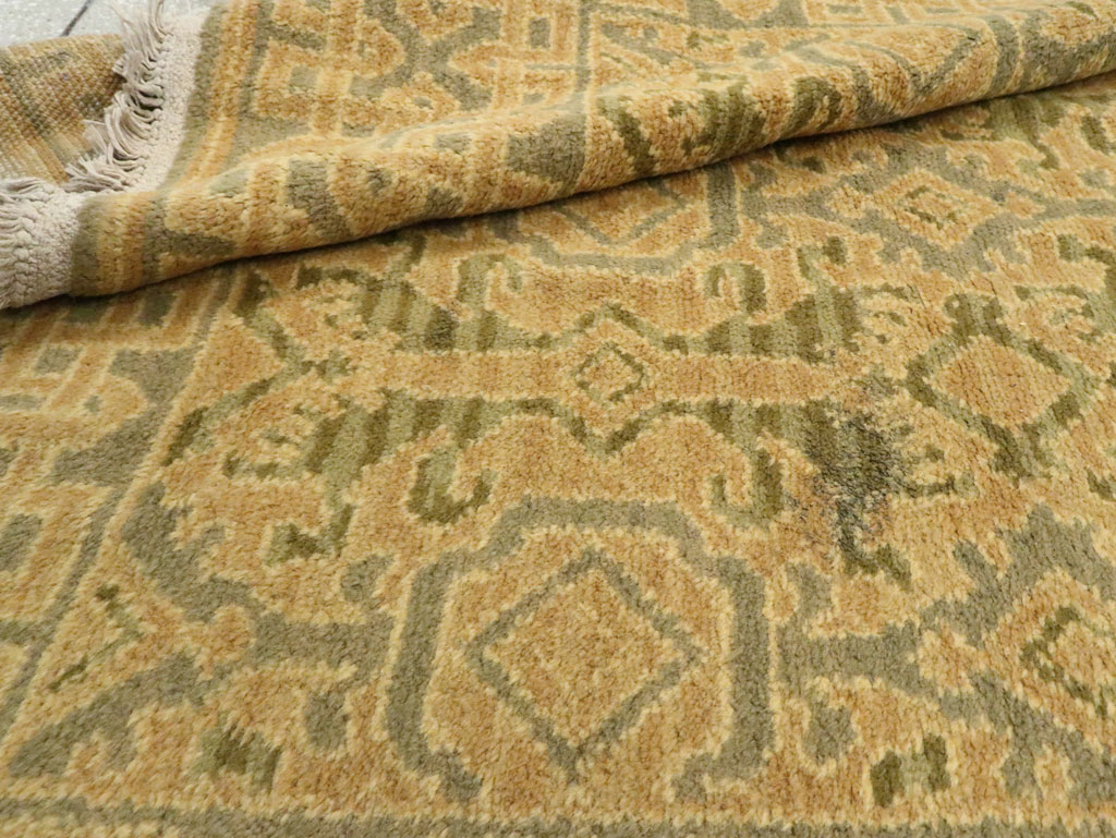 Vintage Spanish Cuenca Gallery Carpet, No.8502 - Galerie Shabab