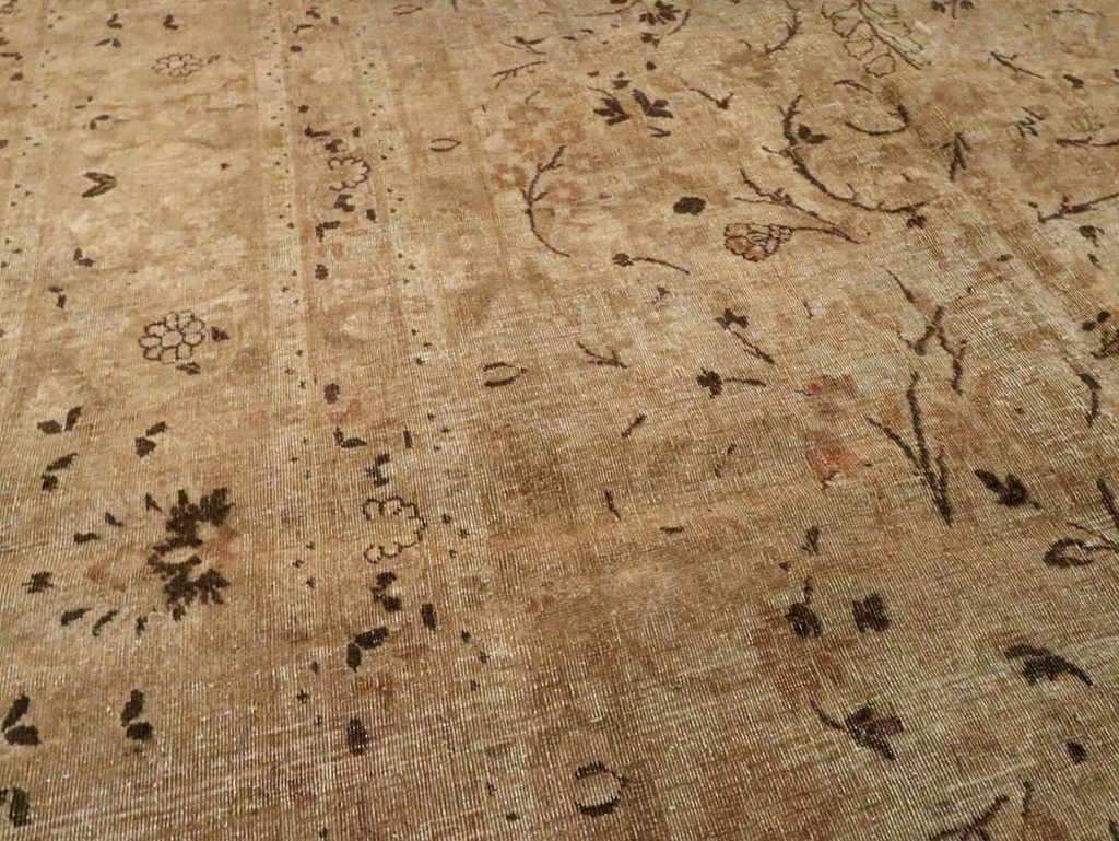 Antique Persian Mashad Carpet, No.8505 - Galerie Shabab