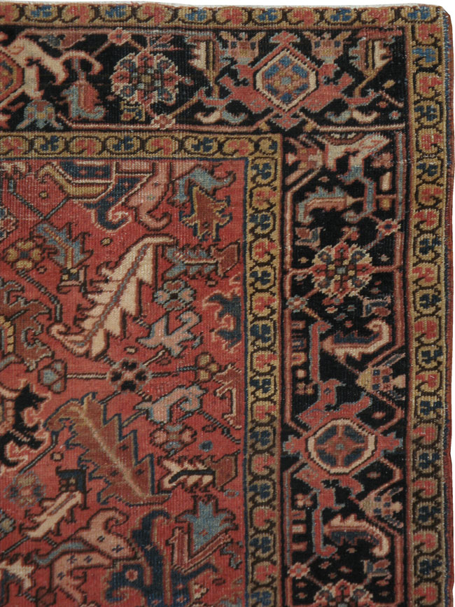 Antique Persian Heriz Carpet, No.8519 - Galerie Shabab