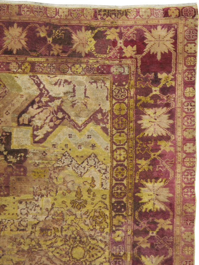 Antique Indian Agra Carpet, No.8526 - Galerie Shabab