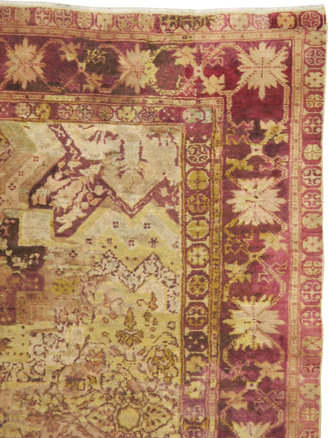 Antique Indian Agra Carpet, No.8526 - Galerie Shabab