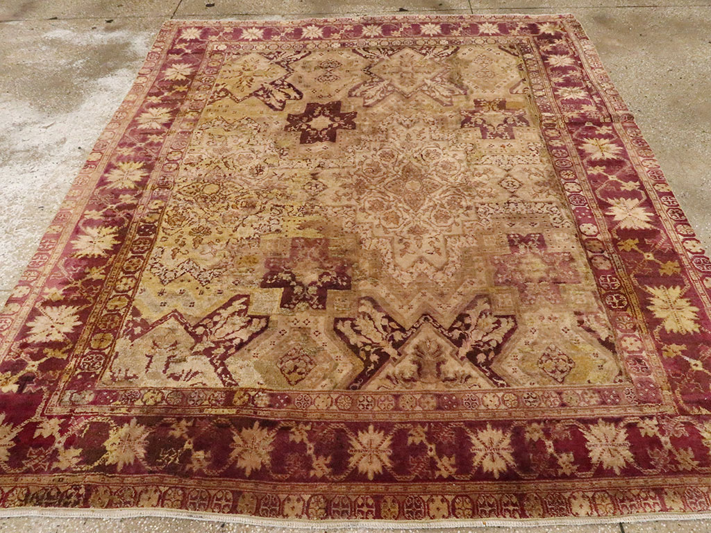 Antique Indian Agra Carpet, No.8526 - Galerie Shabab