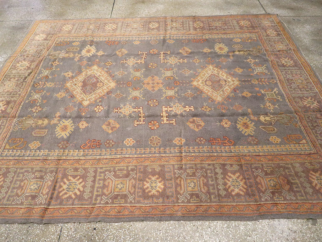 Antique Turkish Oushak Carpet, No.8527 - Galerie Shabab