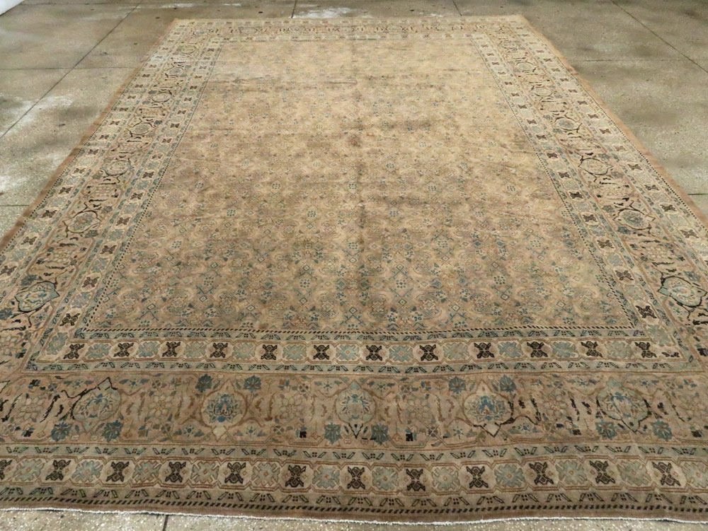 Antique Persian Mahal Carpet, No.8528 - Galerie Shabab