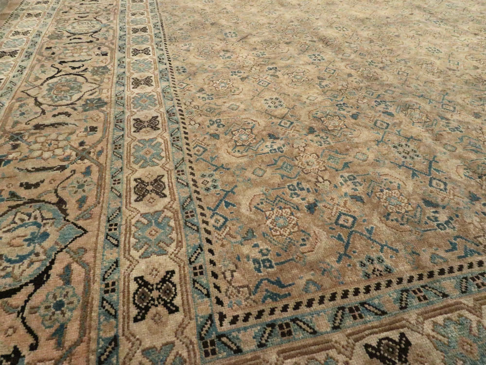 Antique Persian Mahal Carpet, No.8528 - Galerie Shabab
