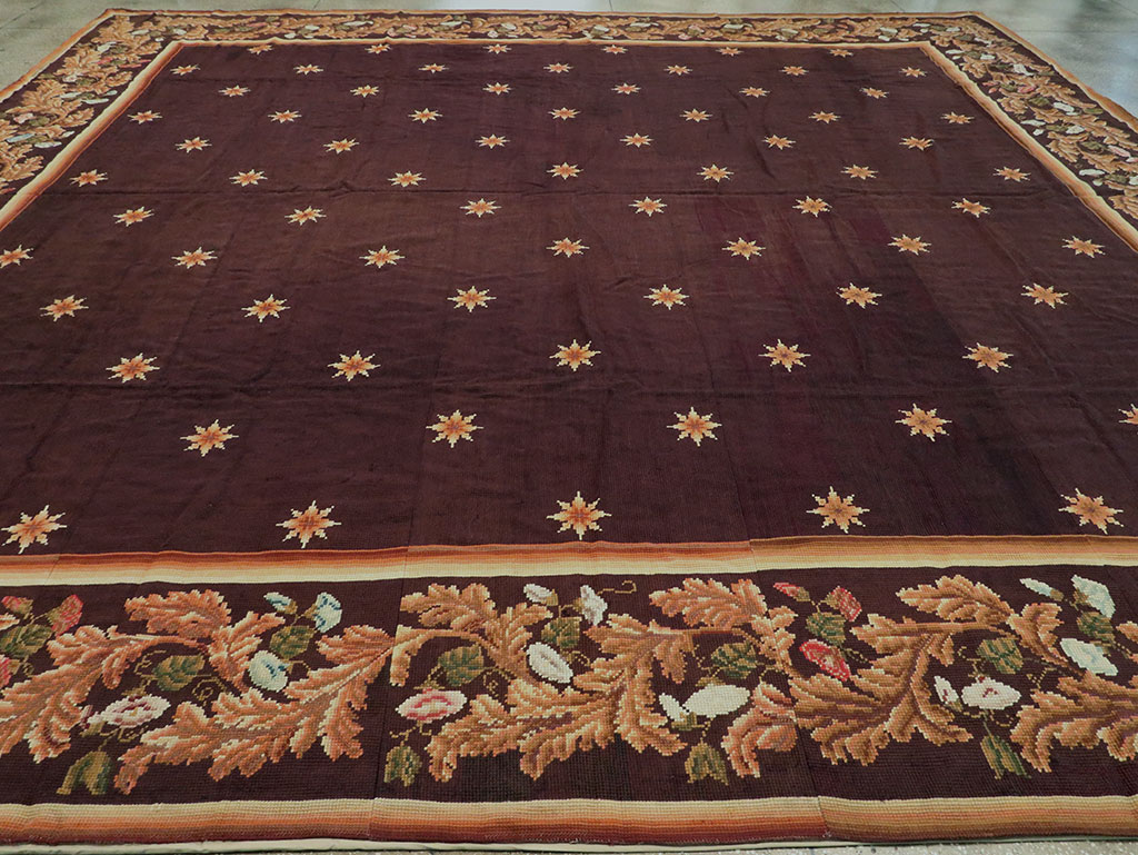 Vintage French Needlepoint Carpet, No.8582 - Galerie Shabab