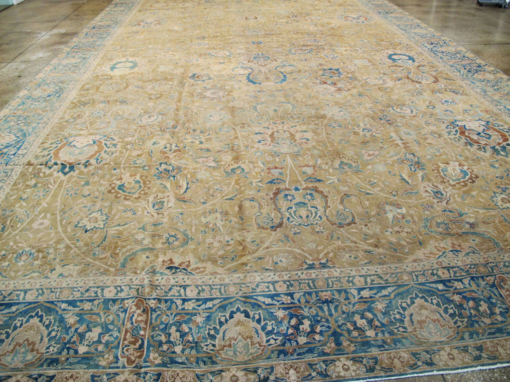 Antique Indian Lahore Carpet, No.8592 - Galerie Shabab