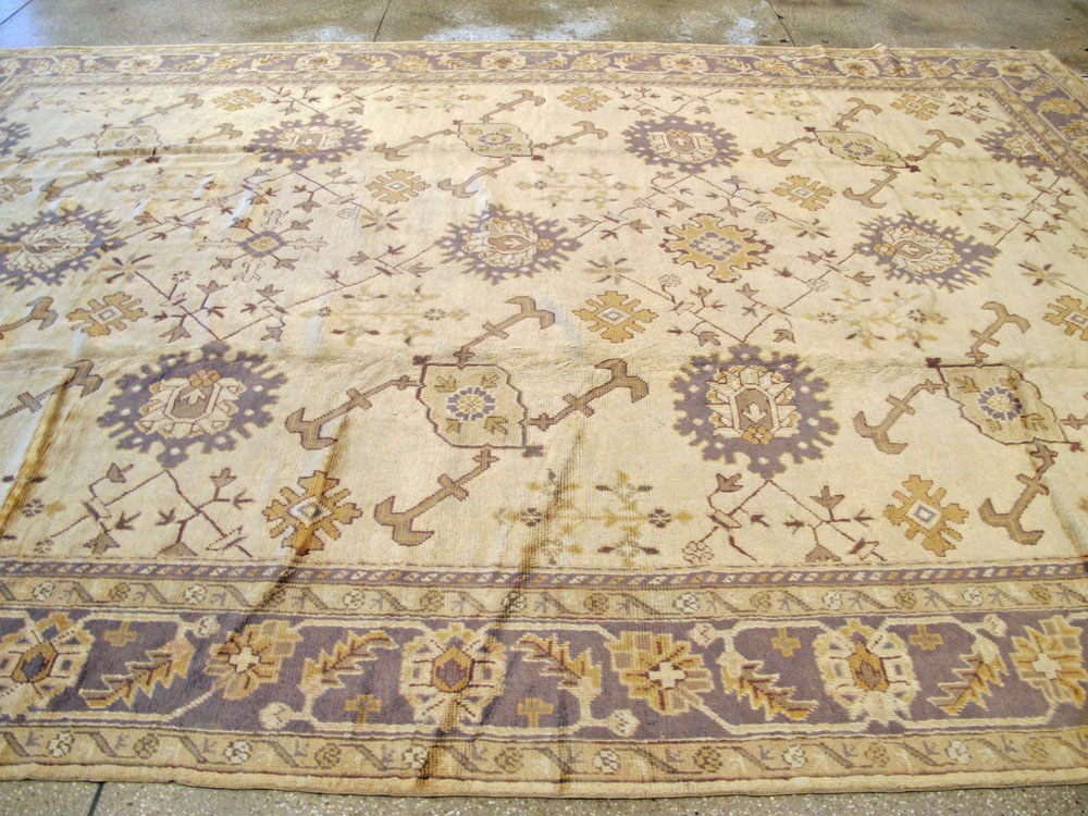 Vintage Turkish Oushak Carpet, No.8609 - Galerie Shabab
